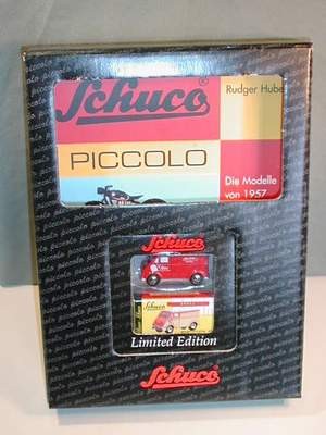 Piccolo Jahrbuch 2000