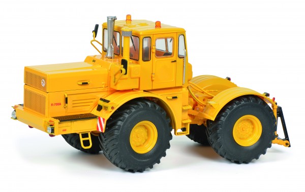 Kirovets K 700